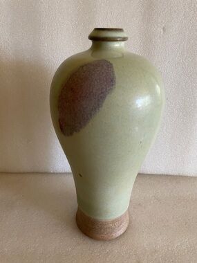 Old Chinese porcelain vase
